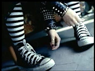 emo converse